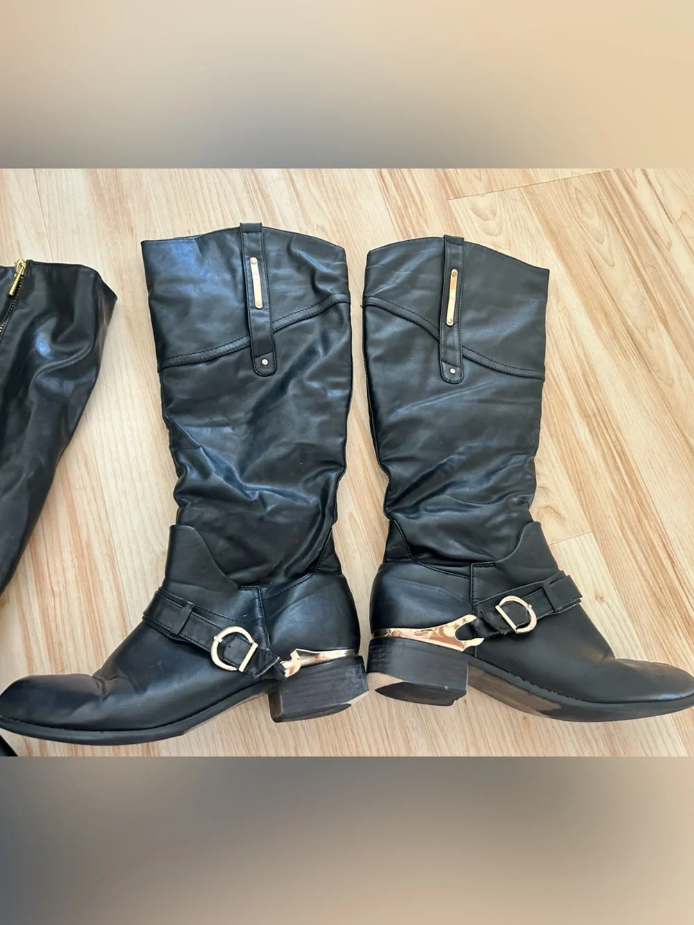 Set of 2! Women’s boots
